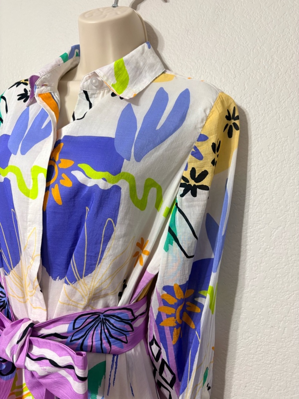 Chico’s Cotton Silk Abstract Floral Tiered Maxi Shirt Dress in Multi-Color LS 6 - Picture 5 of 16